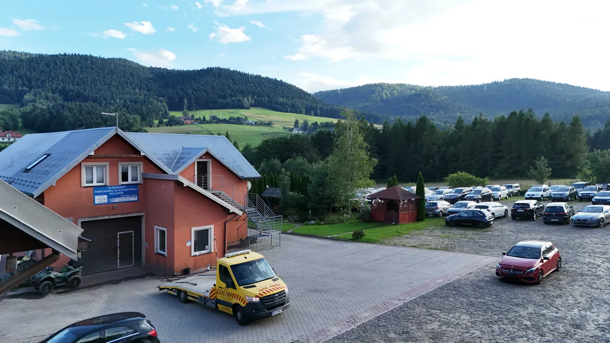 Teren firmy EUROTRANS – Binczarowa 290